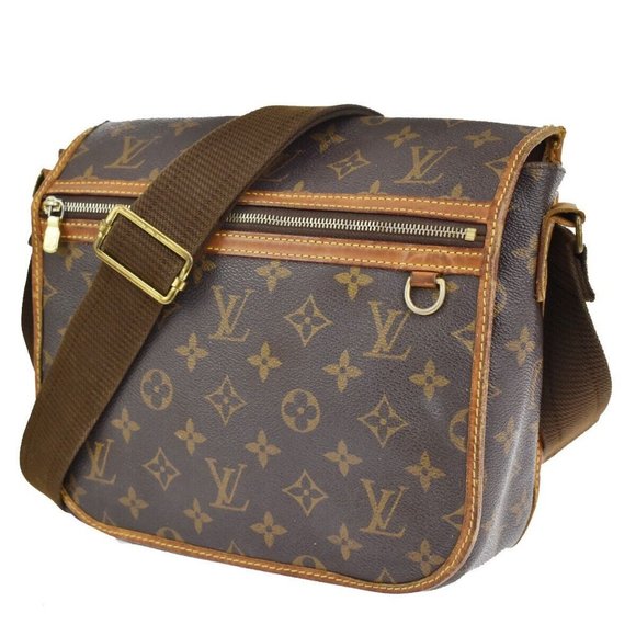 Louis Vuitton Handbags - Authenticity guaranteed LOUIS VUITTON Messenger Bosphore PM Shoulder Bag